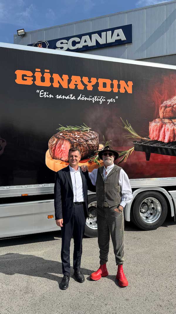 Gunaydin Et, Ilk Scania'larını Teslim Aldi (1)