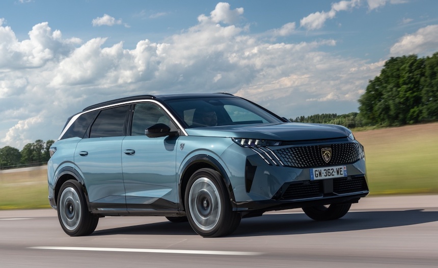 Yeni̇ Peugeot E5008 3-1