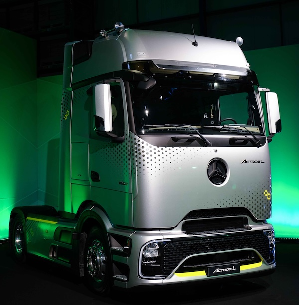 Yeni Mercedes Benz Actros L 1