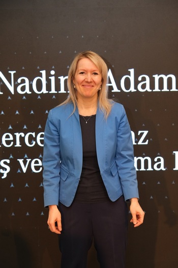 Dr. Nadine Adam 50