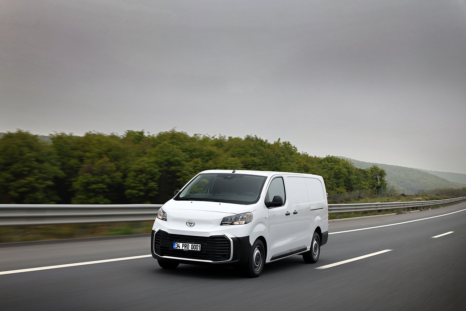 Toyota Proace Cargo (1)