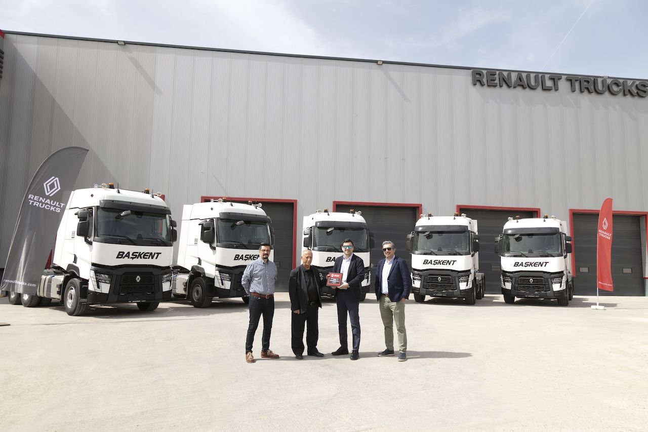 Başkent Lojistik, Yeni Araçlarıyla Beton Prekast Taşımacılığına Hazır