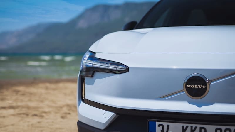 1750837437 Yeni Volvo E X30 4