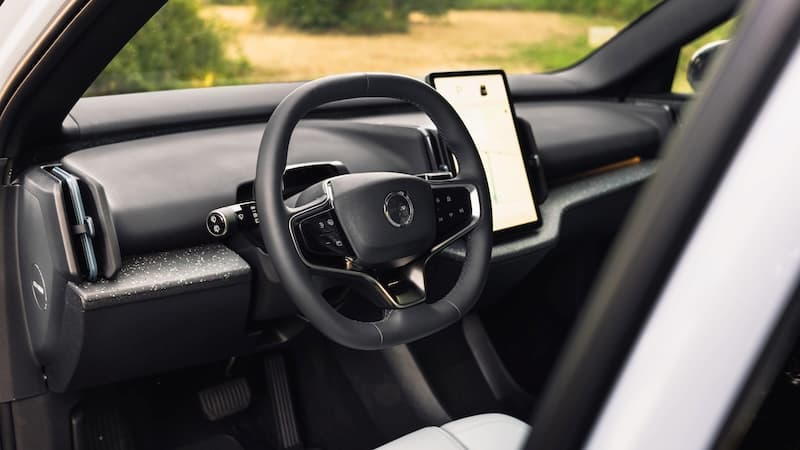 1750837499 Yeni Volvo E X30 Tasar M 3