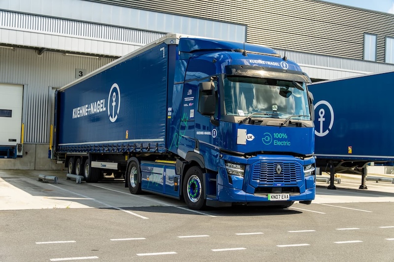 1750854976 Renault Trucks E Tech T Kuehne Nagel Go Rsel 1-2