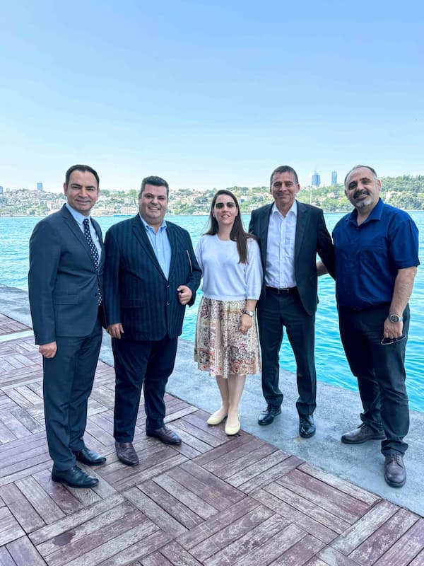 Utku Ayyarkın Baran Aras Barbara Hagen Peter Umundum