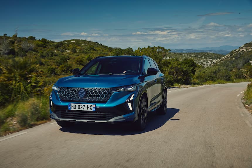 1752736862 New Renault Austral Esprit Alpine Ultramarine Blue 9