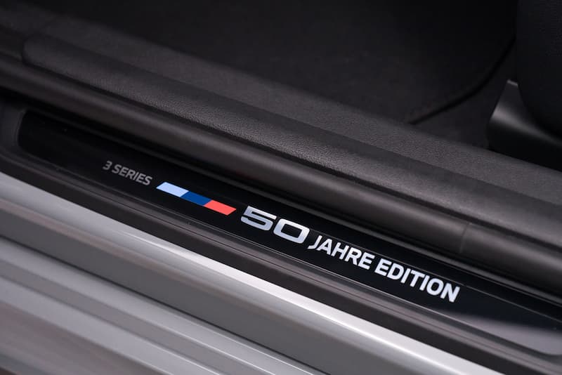 B M W 320I Sedan 50 Jahre Edition 5