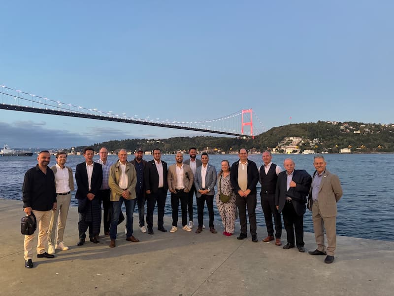 C L C C R T R E D E R2