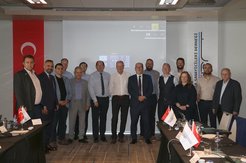 C L C C R T R E D E R5