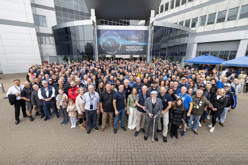 Ford Transit'ten 60. Yılında Guinness Dünya Rekorut 3