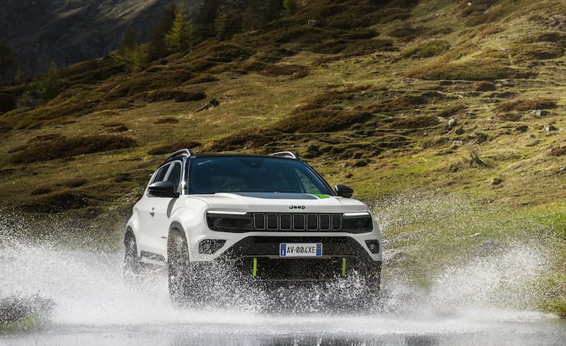 Yeni Jeep Avenger 4Xe 2