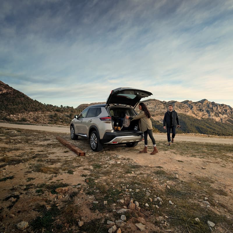 1762206400 N I S S A N X T R A I L 8-1