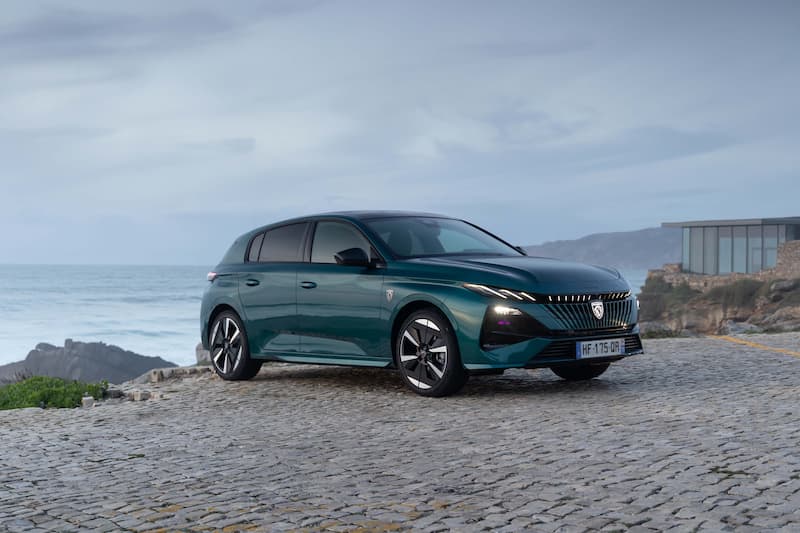 Yeni̇ Peugeot 308 2