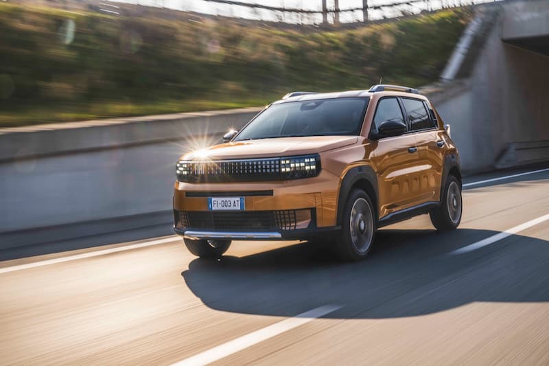 Fiat Grande Panda Hybrid 2