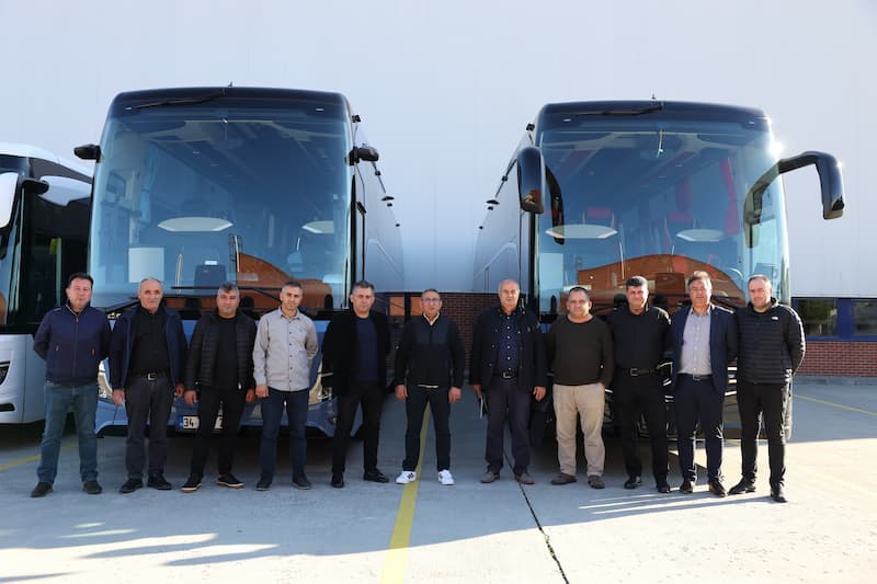 Mercedes Benz Türk, Eğitmen Kaptanlarla Bir Araya Geldi 4