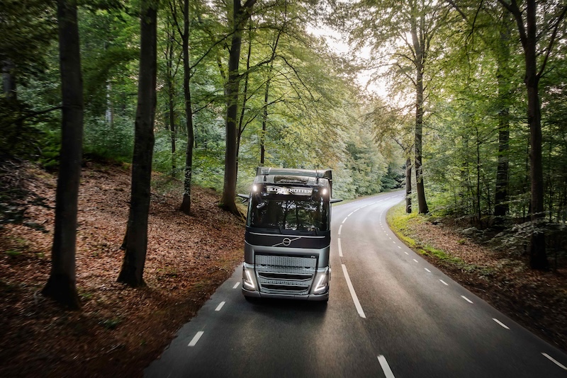 Volvo Trucks Dünyanın İlk Ağır Vasıta Stopstart Motor Teknolojisi 03