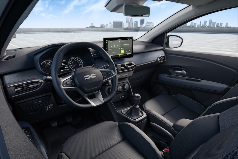 1768201766 Yeni Sandero1