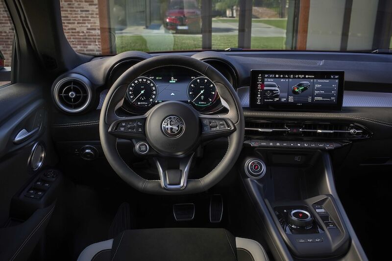 Yeni Alfa Romeo Tonale 4