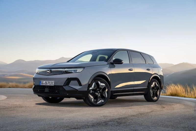 Yeni Opel Grandland Elektrik Awd 2