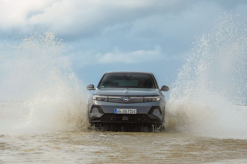Yeni Opel Grandland Elektrik Awd 4