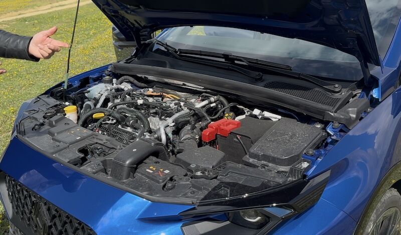 Clio Motor-1