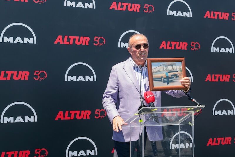 1781254329 Abdurrahim Albayrak 2