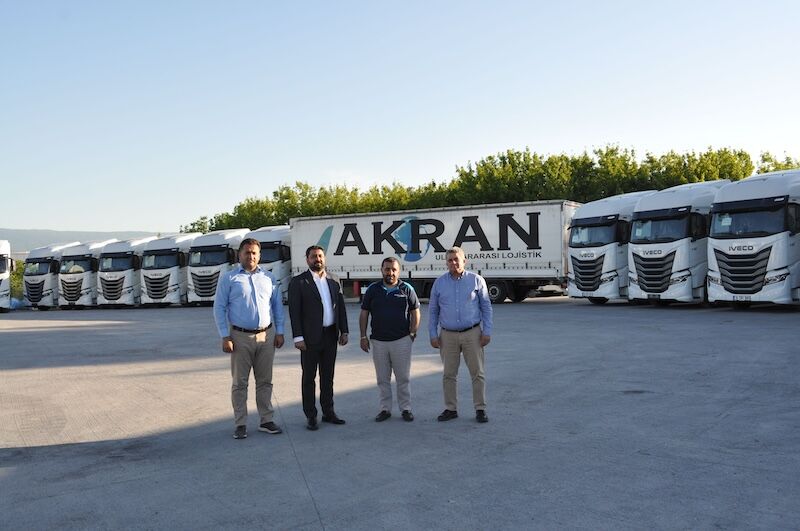 Akran 3