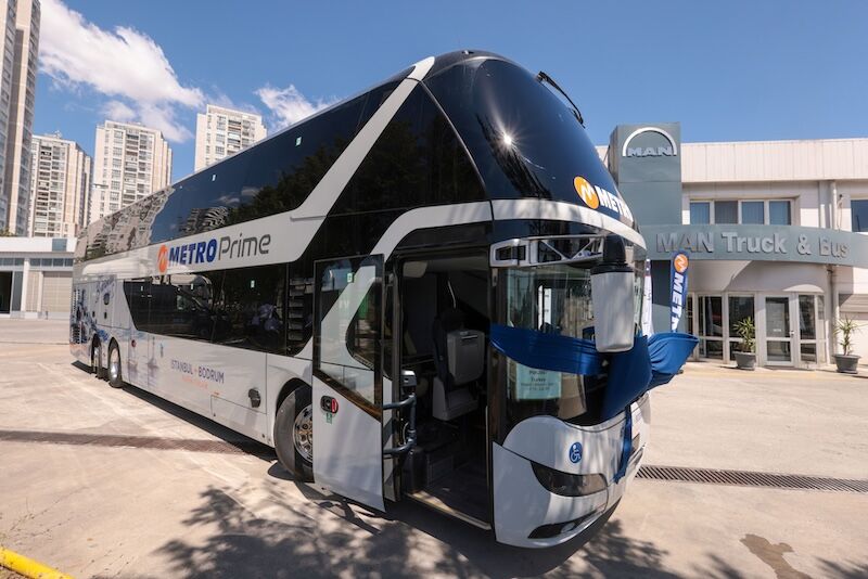 Metro Turizm & Neoplan Skyliner Teslimat 6