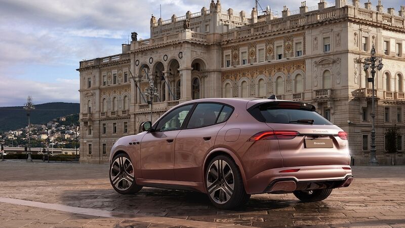 Yeni Maserati Grecale Folgore 2
