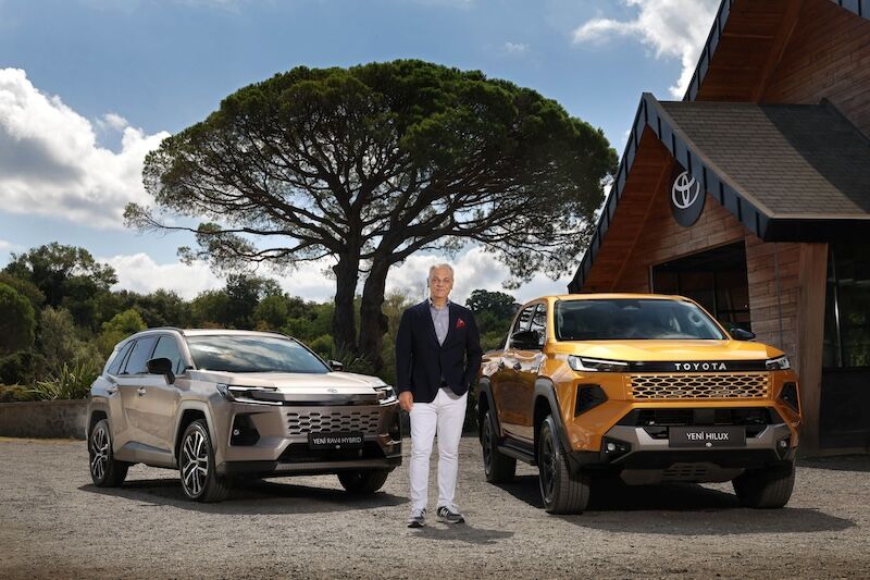 Ali Haydar Bozkurt Yeni Toyota Rav4 Hybrid Yeni Toyota Hilux-1
