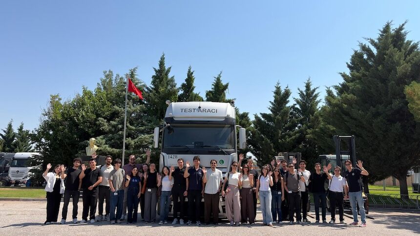 Mercedes-Benz Türk gençlerin kariyer yolculuğunu doğayla buluşturuyor