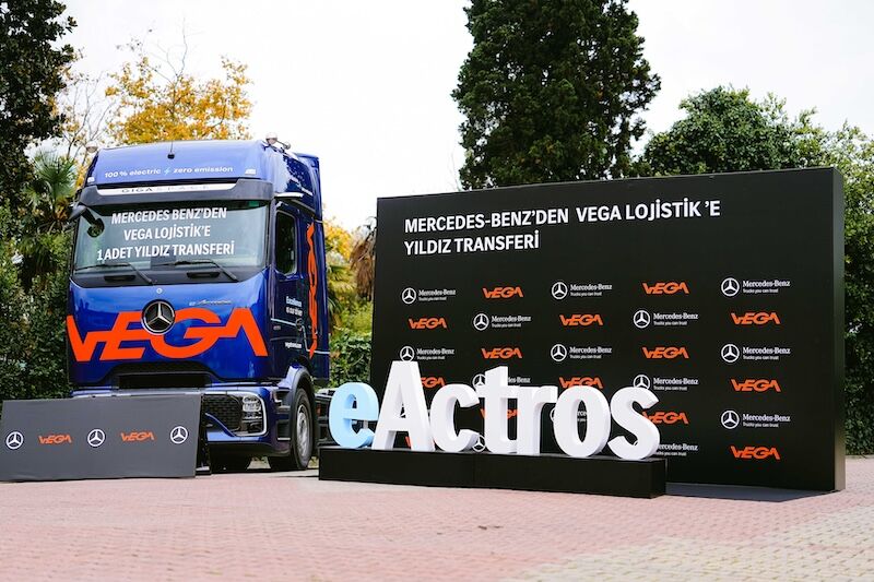 Mercedes Benz Türk, Vega Lojistik’e Mercedes Benz Eactros 600 Teslimatı Gerçekleştirdi