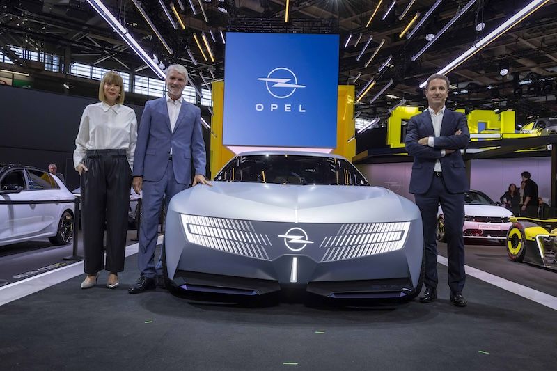 Opel Stx Concept Lansmanı 3
