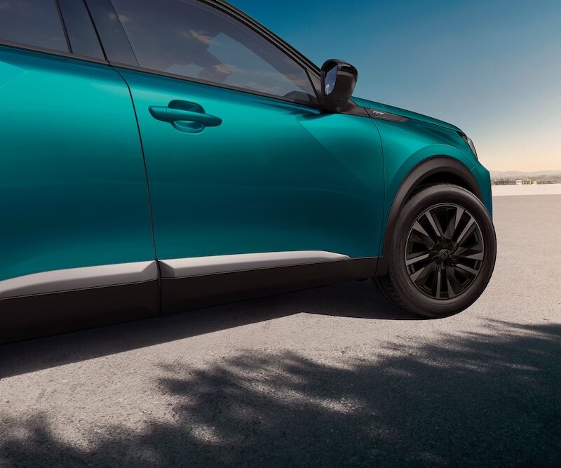 Peugeot 2008 Yeni̇ İyonya Mavi̇ Gövde Rengi̇ 3