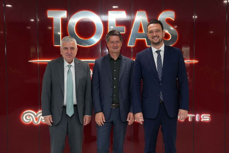 Tofaş Ceo’su Cengiz Eroldu Citroën Ceo’su Xavier Chardon Citroën Marka Direktörü Bora Duran