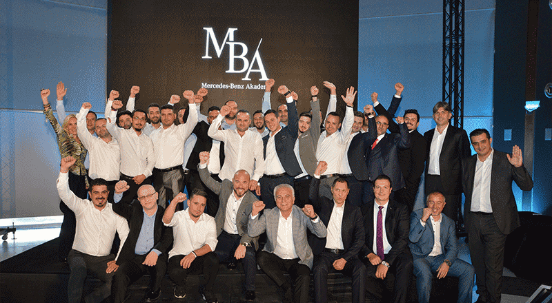 Mercedes-Benz Türk 2018 yılının “En iyi Satış Sonrası Hizmetler Çalışanları”nı ödüllendirdi